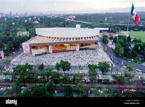  El Fuego de Fey: Una noche mágica en el Auditorio Nacional