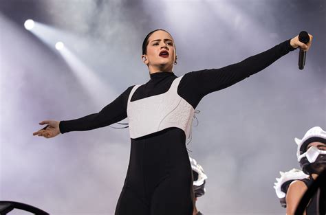 ¡El Concierto de Rosalía en el Palacio de los Deportes! Una Noche Inolvidable con una Estrella en Ascenso